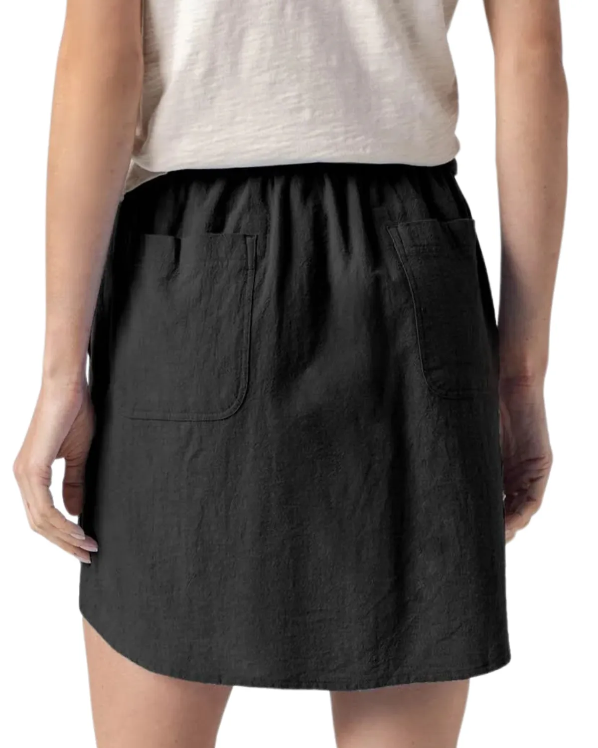 Round Hem Skirt in Black