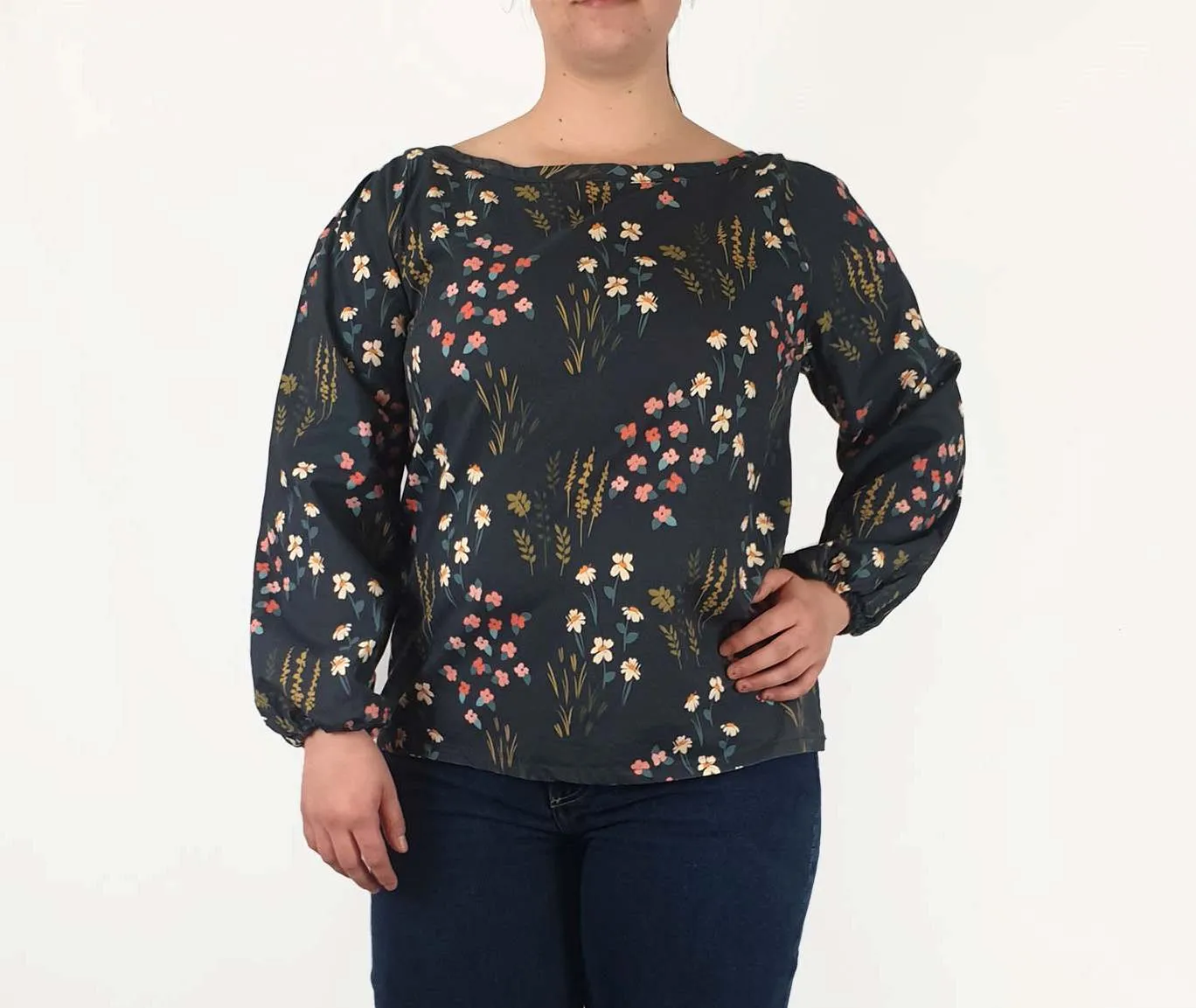 Rummage Style black floral print long sleeve top size 16