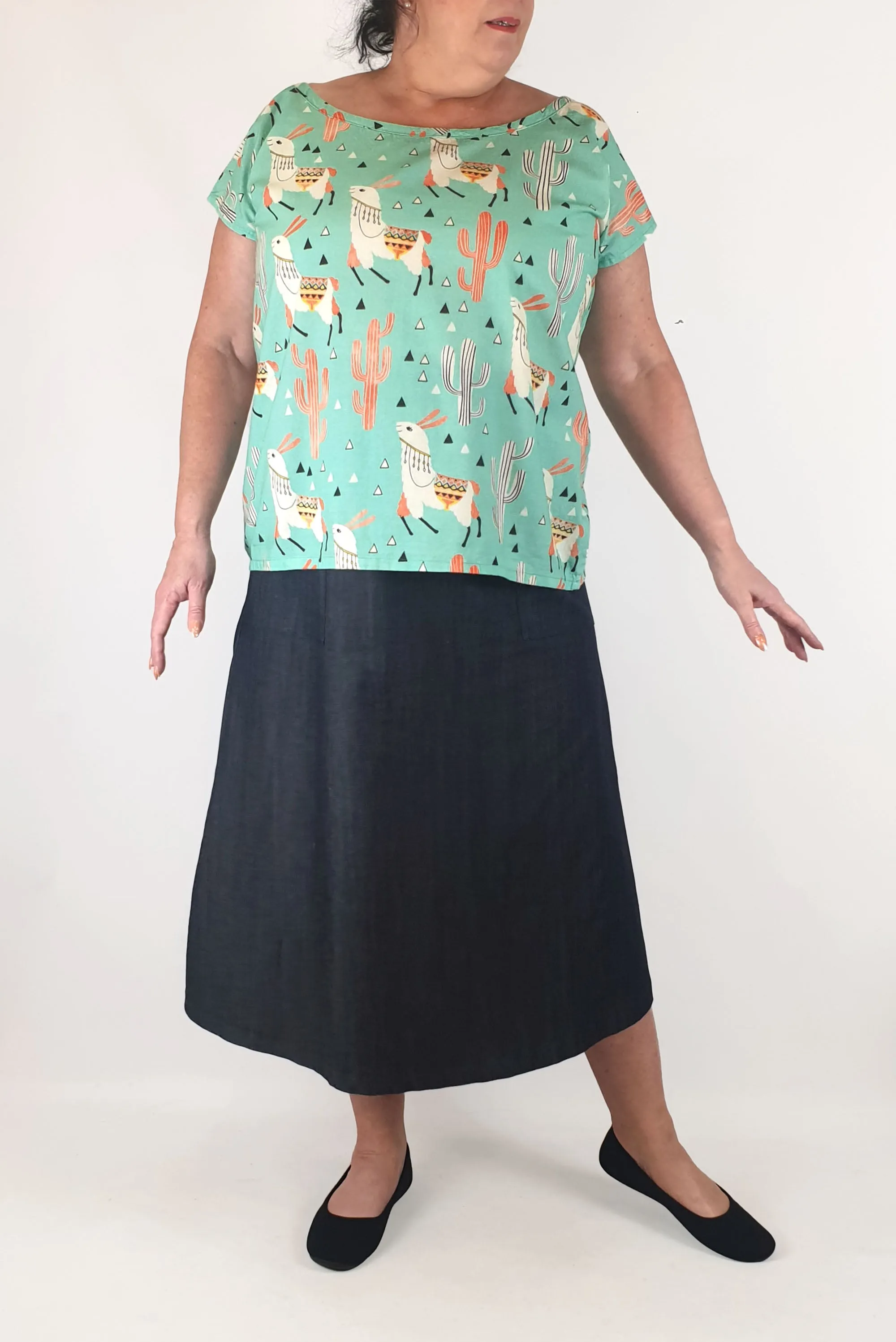 Rummage Style blue llama print top size 18