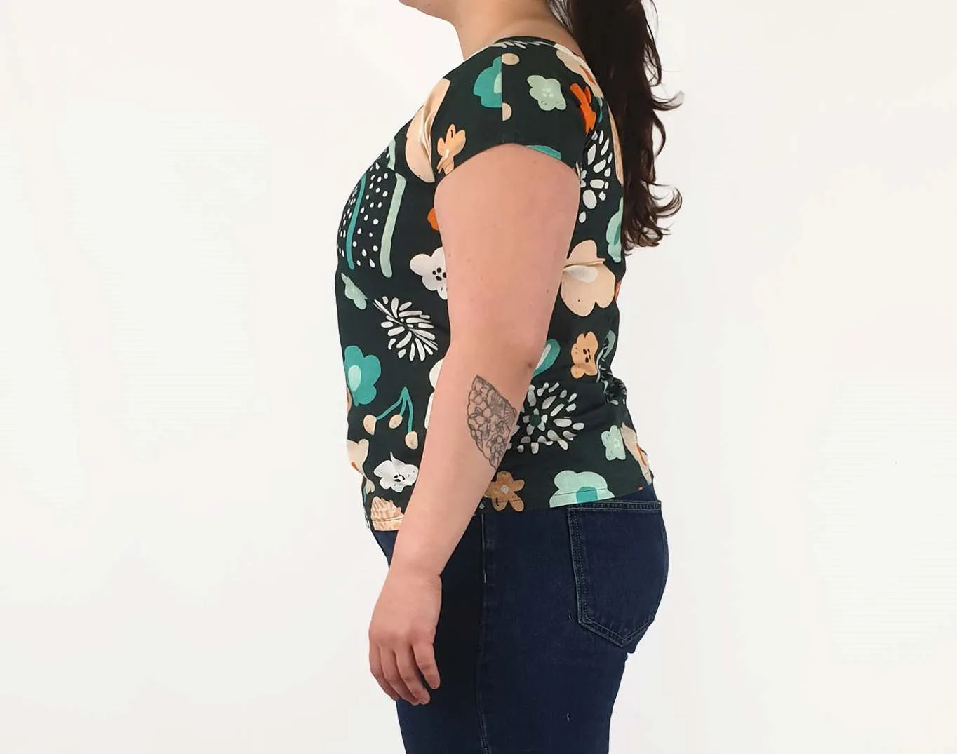 Rummage Style green flower print top size 16