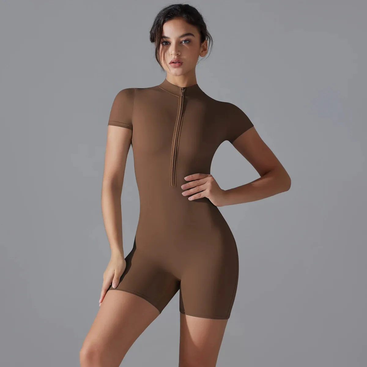 Scarlette - Slim Fit O-Neck Short Top & Elastic Waist Shorts Set