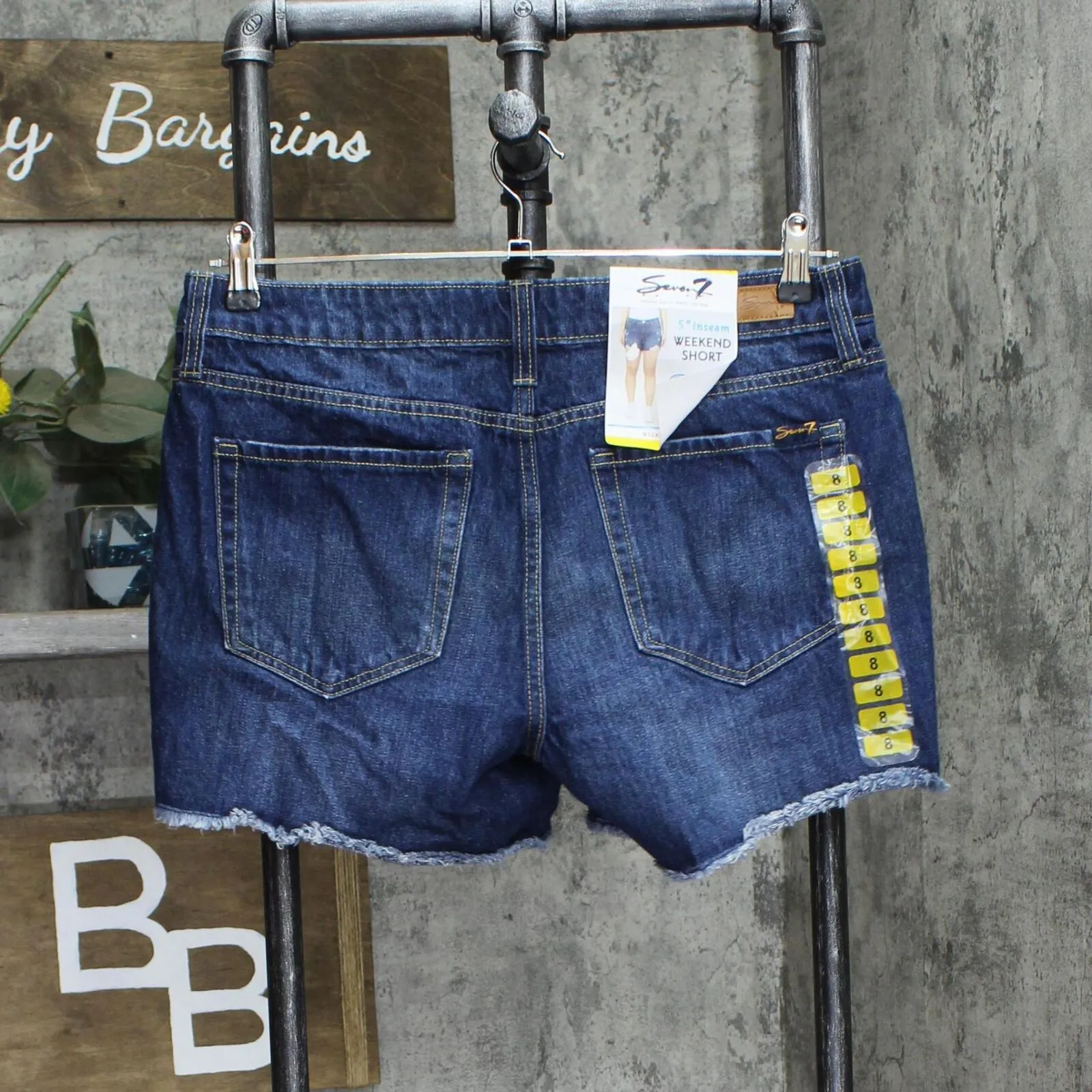 Seven7 Womens Denim Frayed Hem Slim Fit Weekend Short MY3324GL
