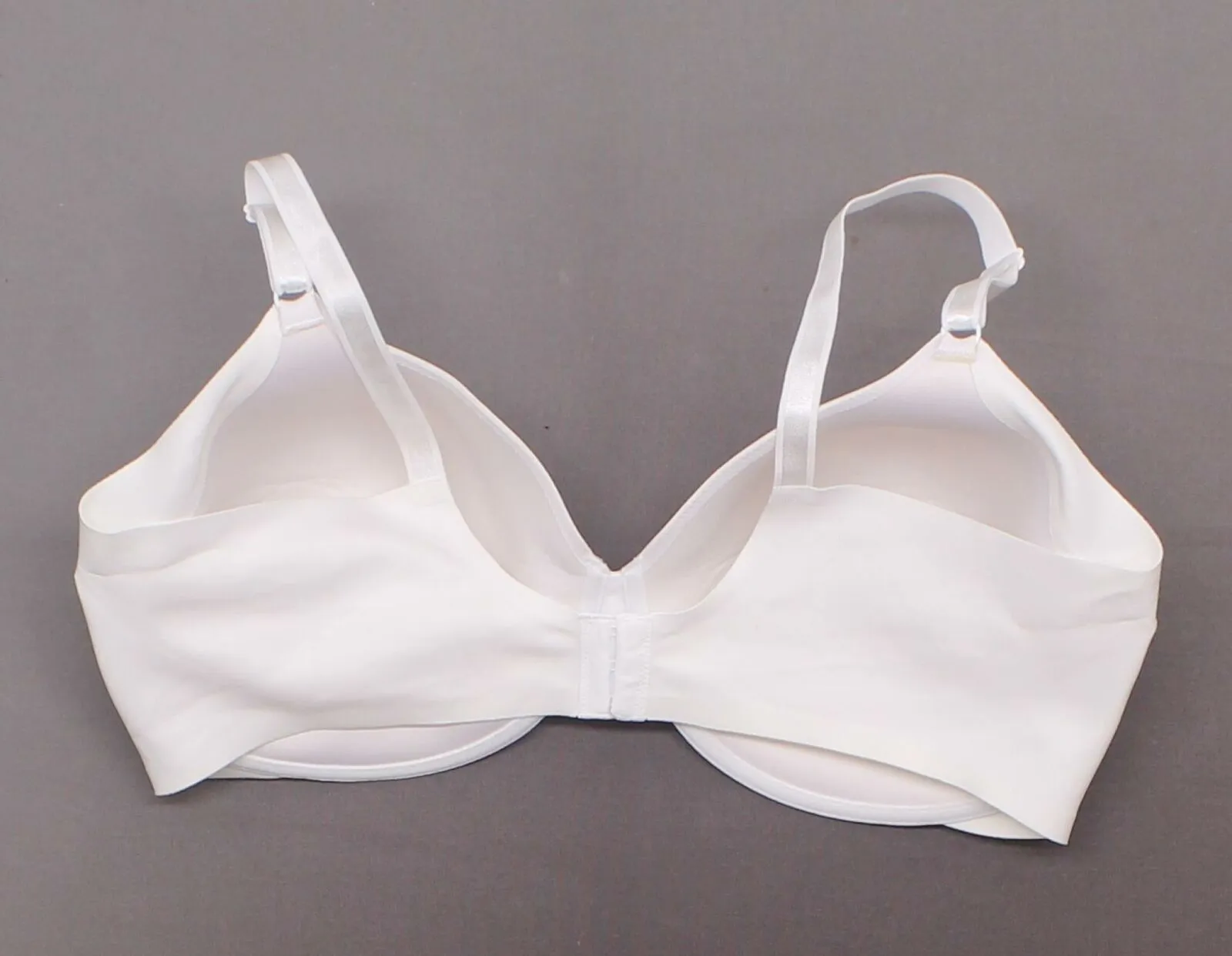 Simply Perfect by Warner's Full Figure Underarm Smooth Underwire Bra White 42DD
