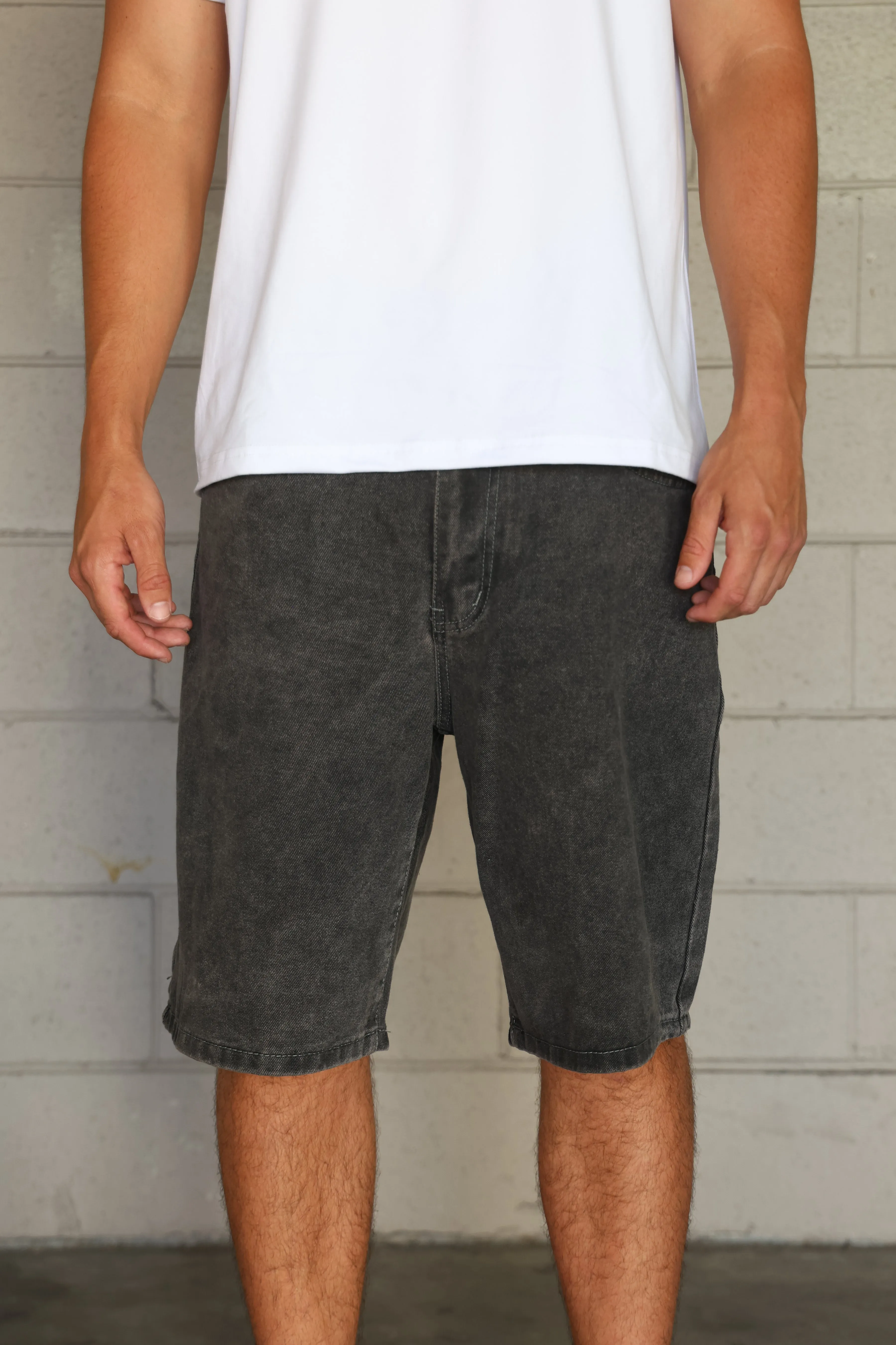 SKEG EMBROIDERED EMPATHY DENIM WALK SHORTS