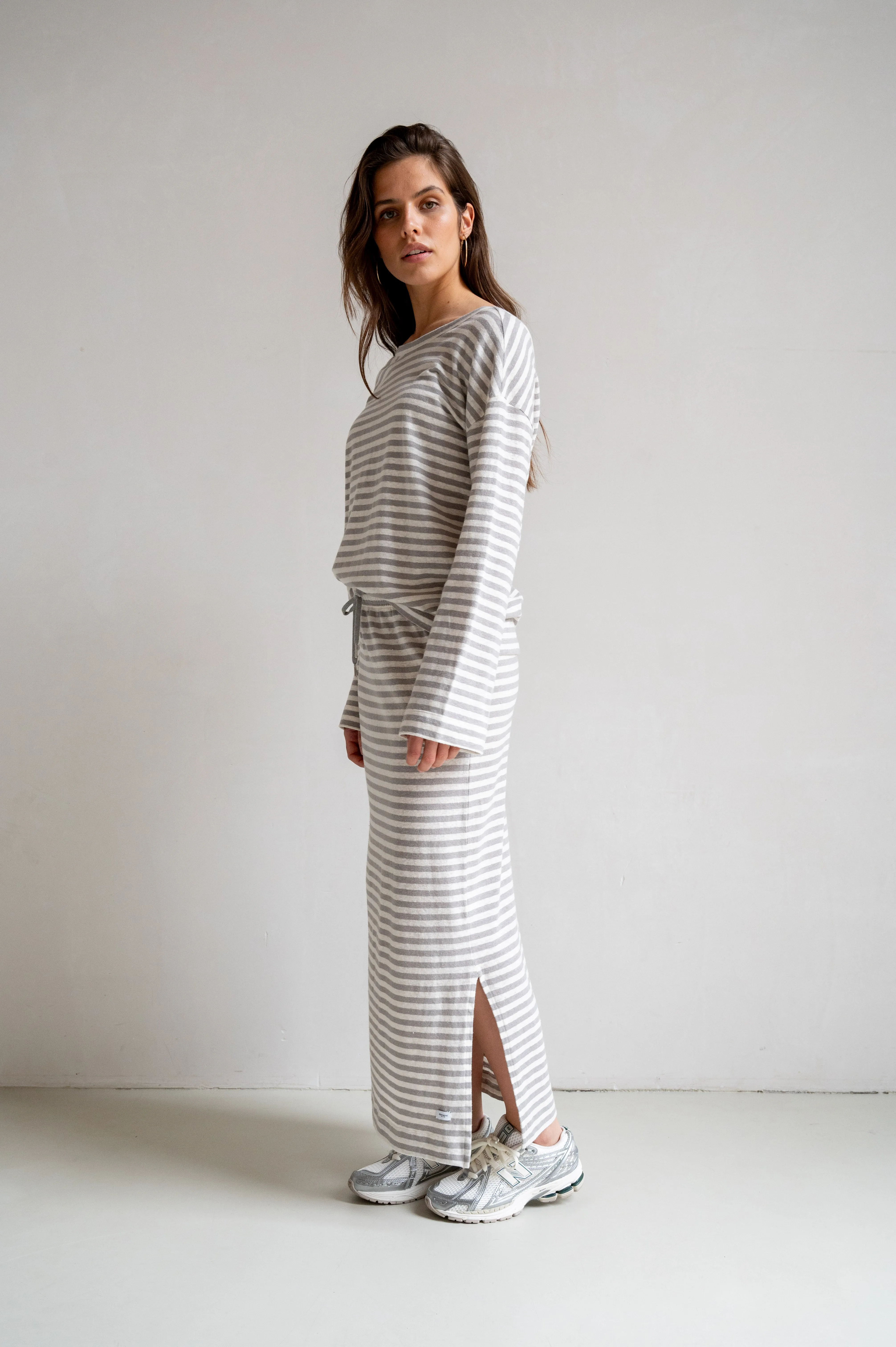 SKIRT STRIPE (S25F1649LTD) ECRU - COOL GREY