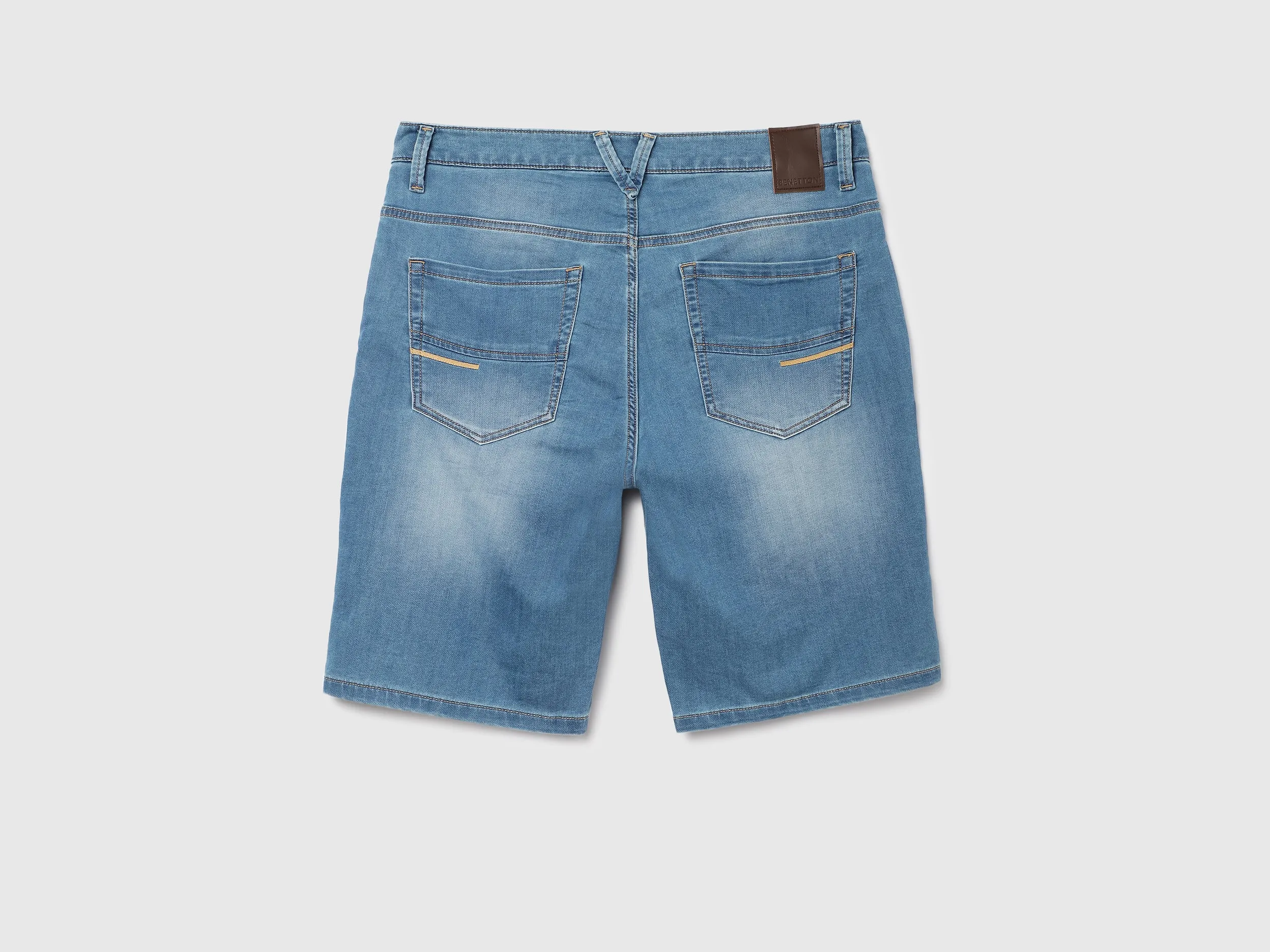 Solid Pattern Slim Fit Shorts