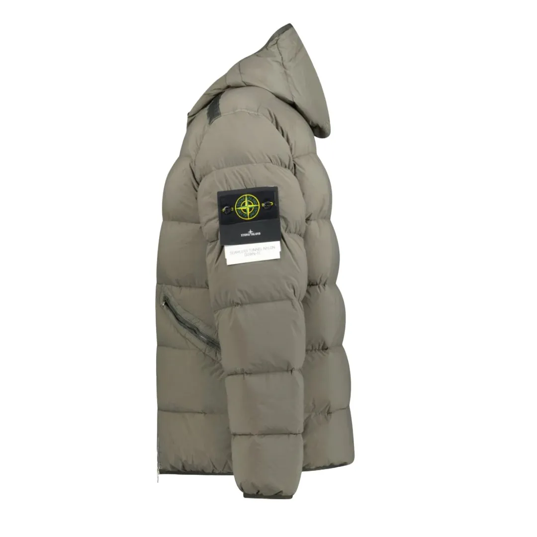 STONE ISLAND SEAMLESS TUNNEL NYLON DOWN -TC WALNUT BROWN