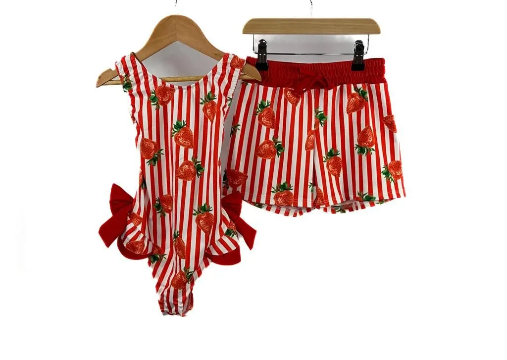 STRAWBERRY SHORTS