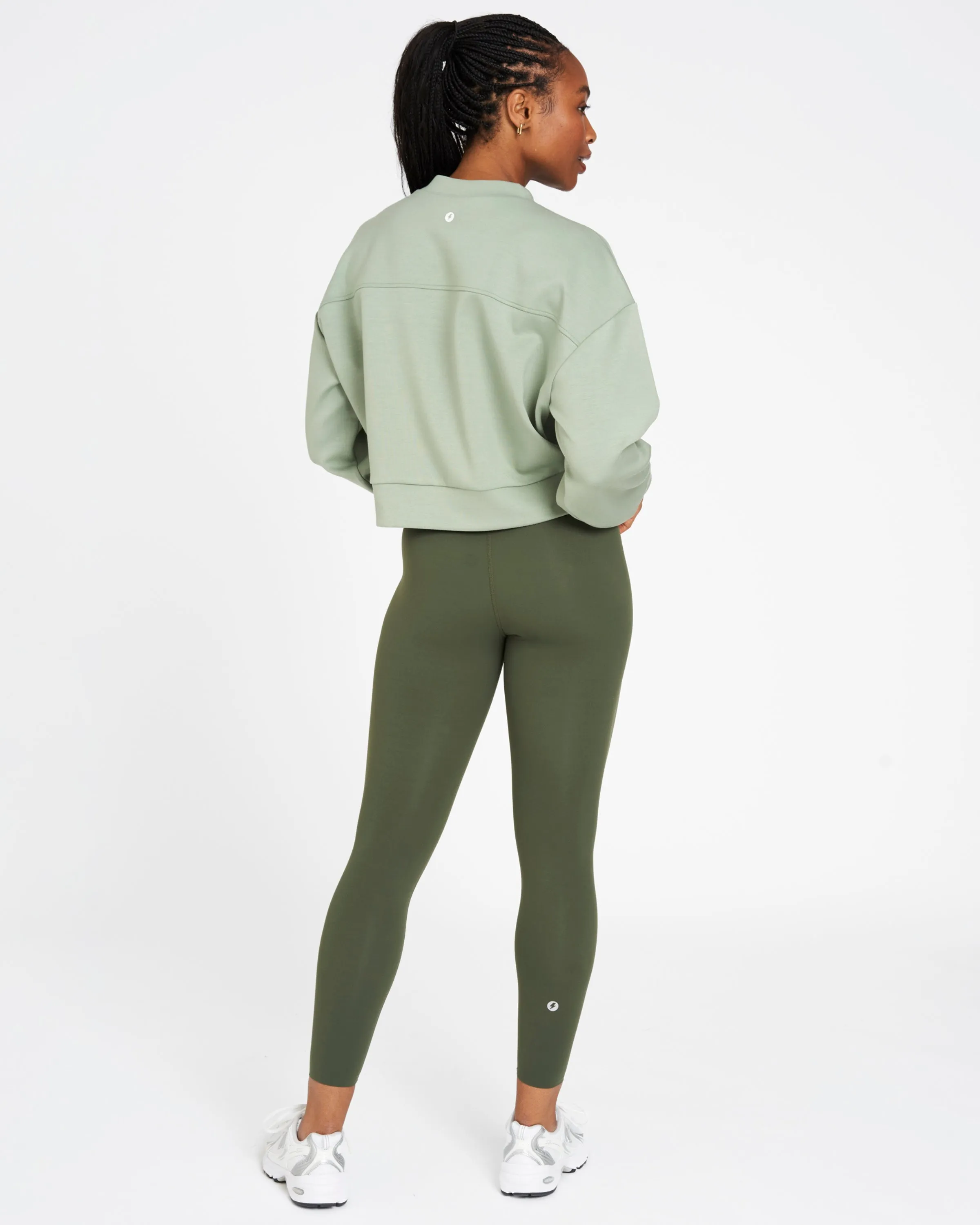 Studio Cropped Sweatshirt Lilypad