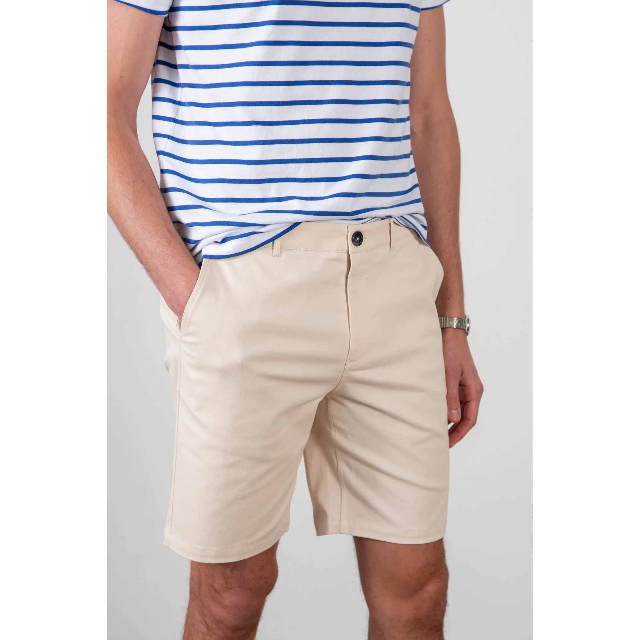 The Weekender Short