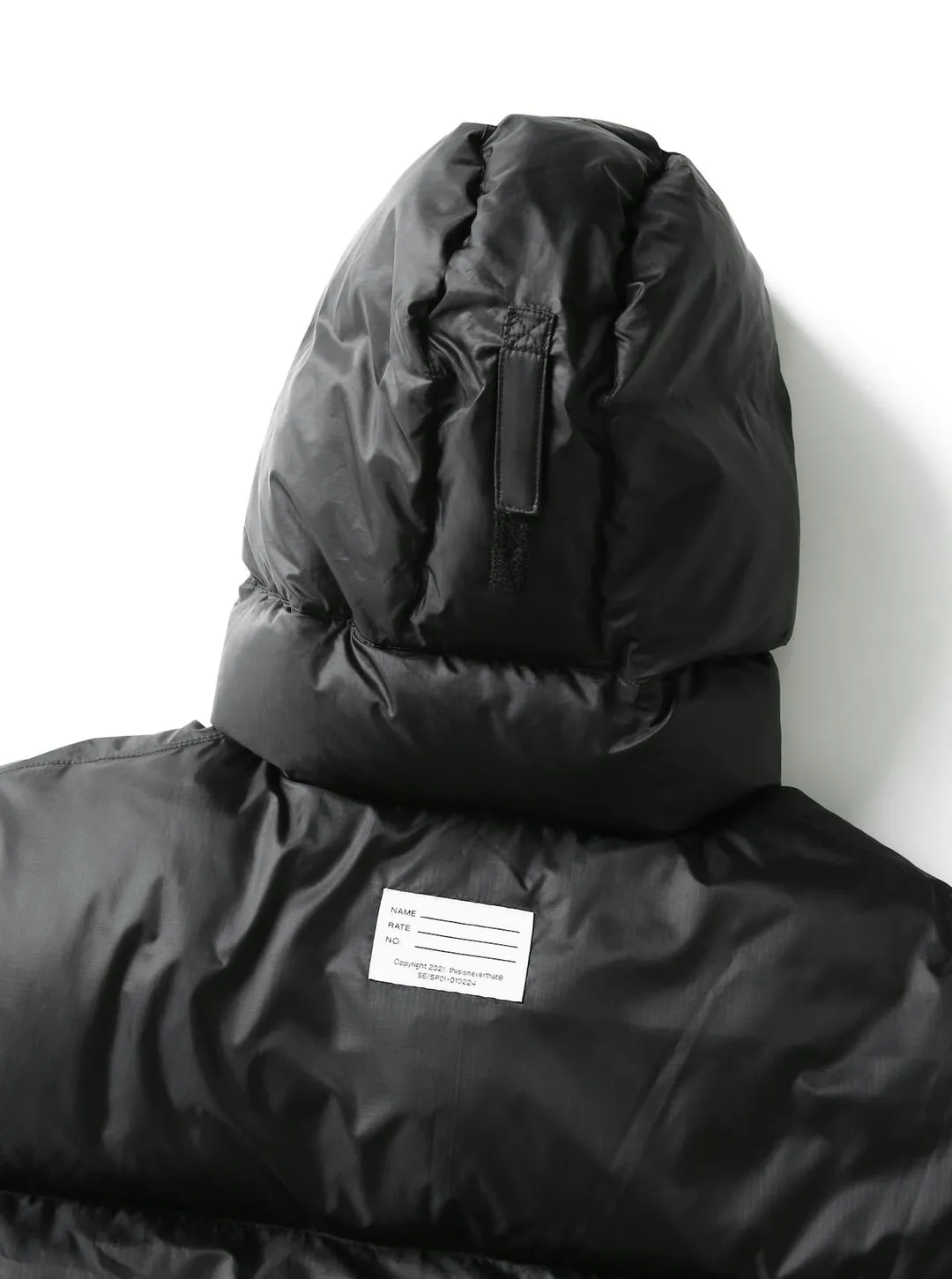 THISISNEERTHAT - PERTEX® DSN Reversible Down Jacket - Black / Green