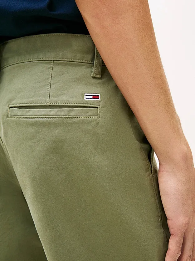 Tommy Jeans | Scanton Slim Fit Chino Short | MR6 Arub Green