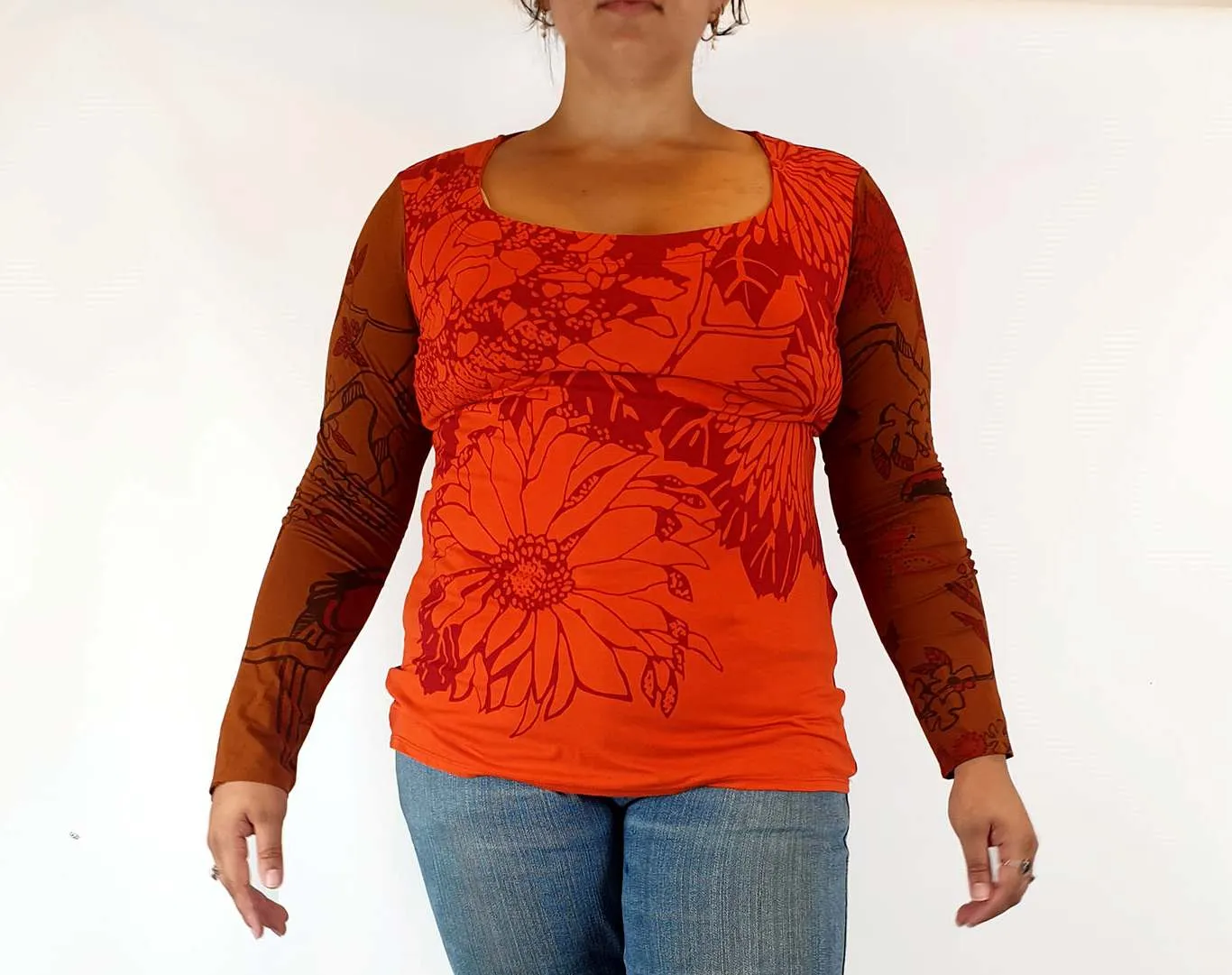 Upstream by Megan Salmon red print long sleeve top size 14
