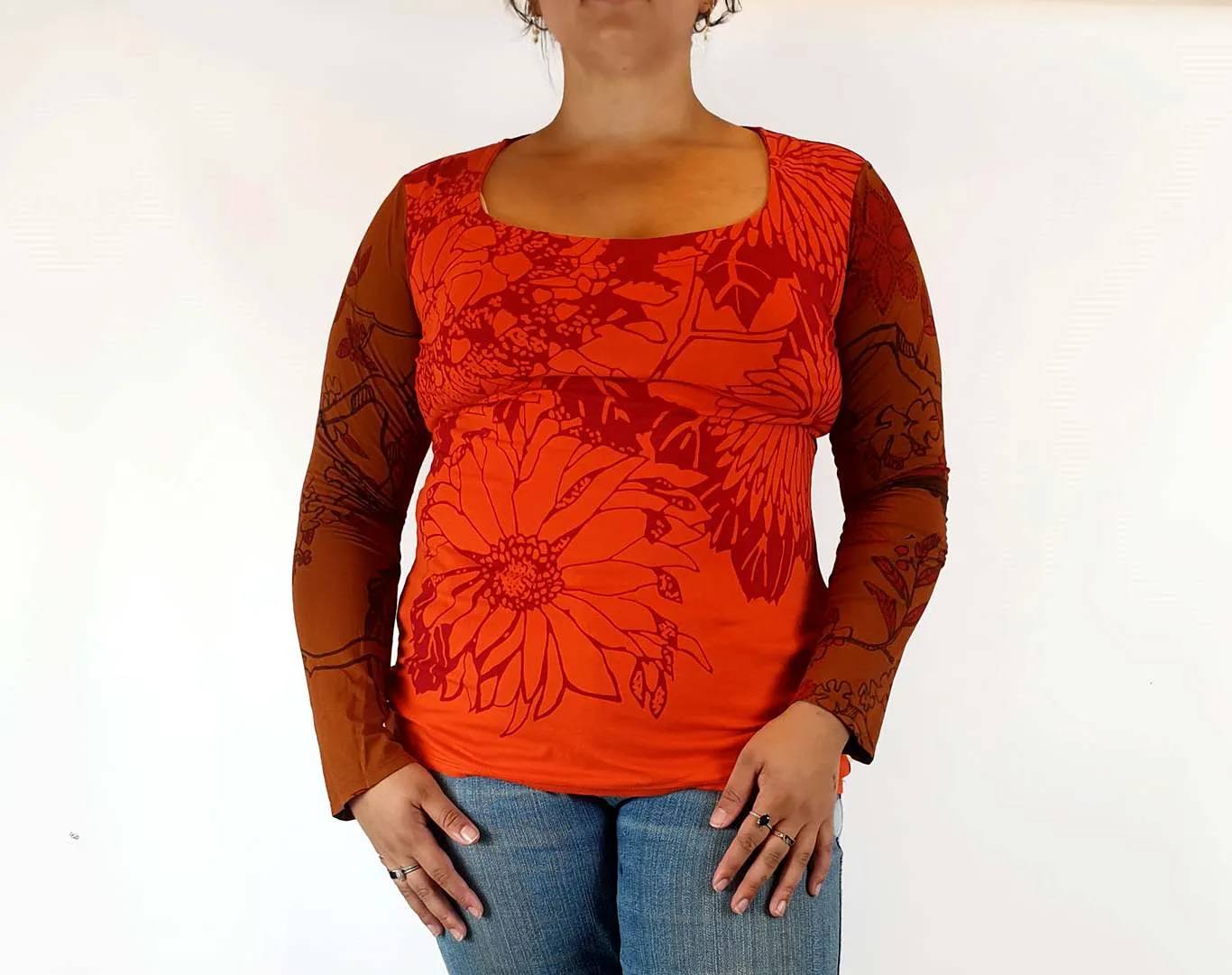 Upstream by Megan Salmon red print long sleeve top size 14