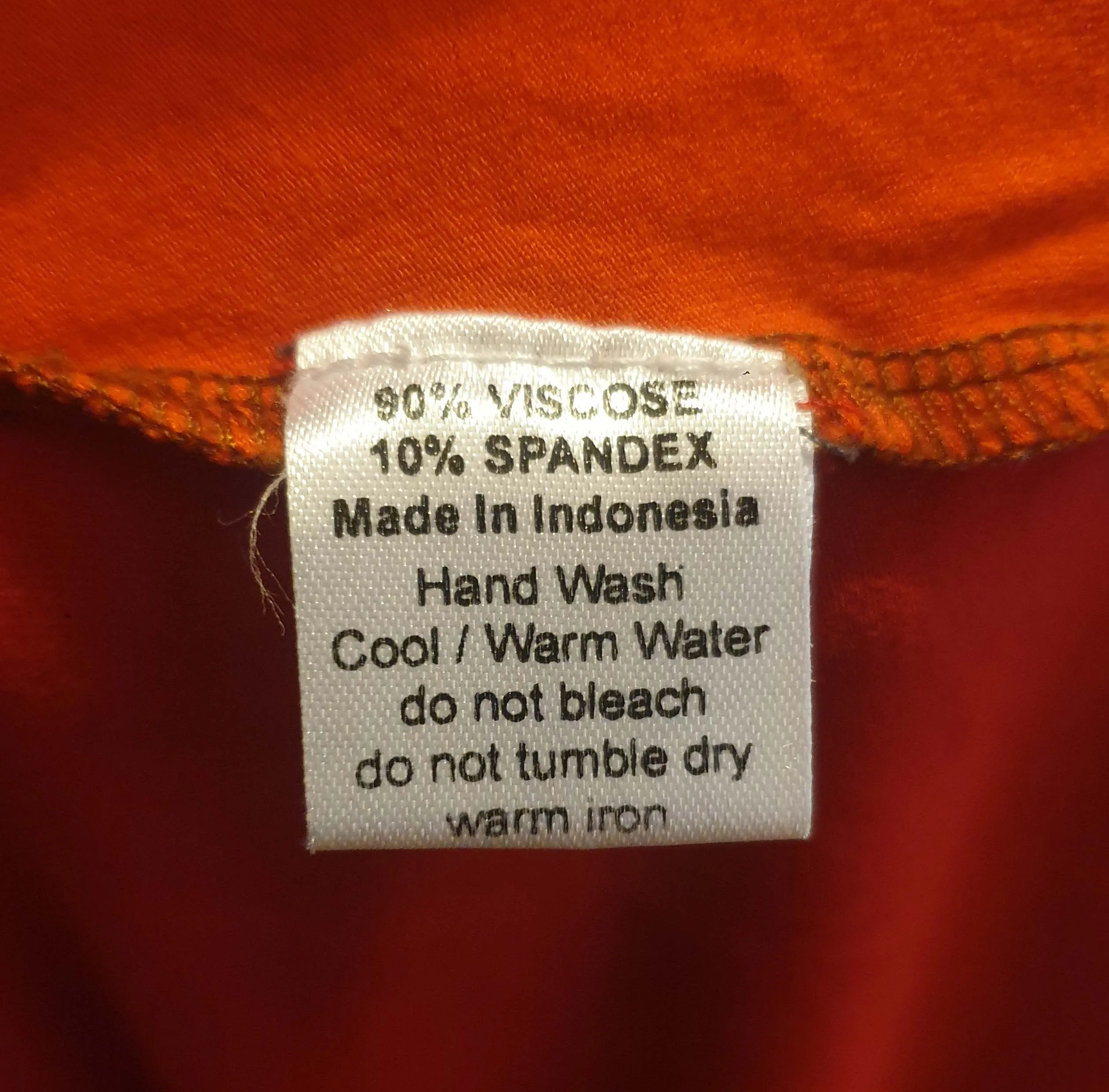 Upstream by Megan Salmon red print long sleeve top size 14