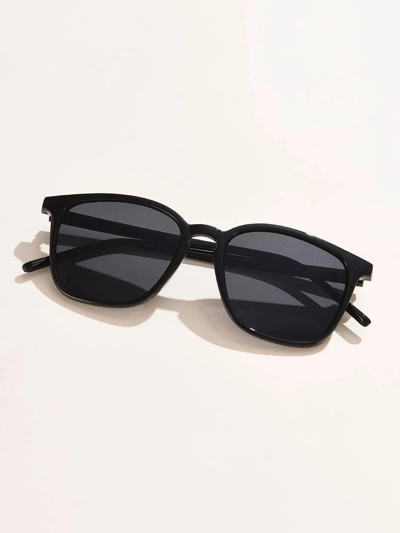 VANTÉ | Men’s Square Frame Sunglasses