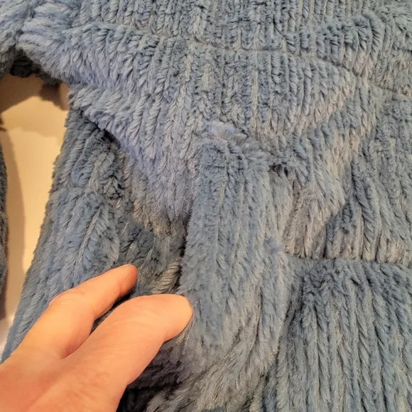 Wild Fable Faux Fur Corduroy Puffer Jacket Soft Feather Fluff Crop Turquois NWT!