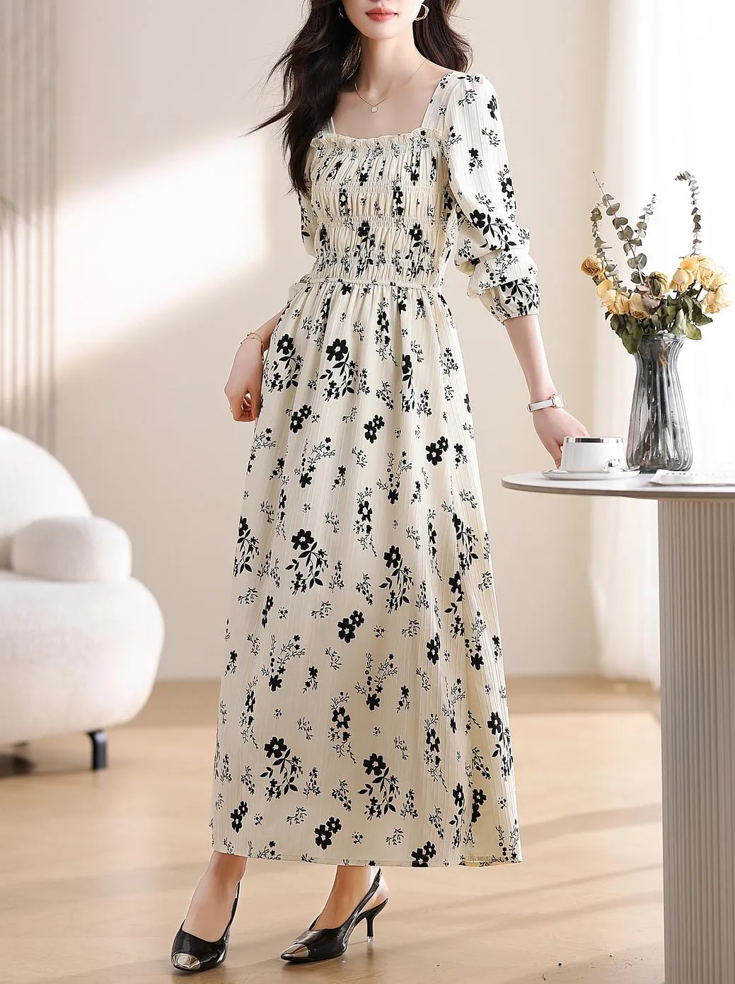Women's Long Sleeve Maxi Dress with Charming Floral Design