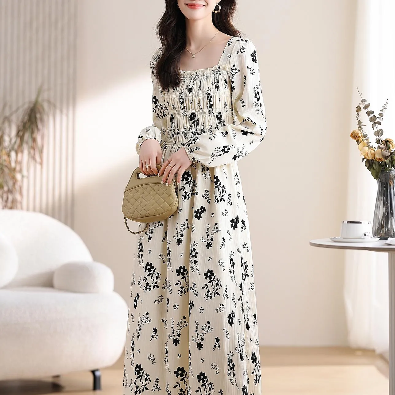 Women's Long Sleeve Maxi Dress with Charming Floral Design
