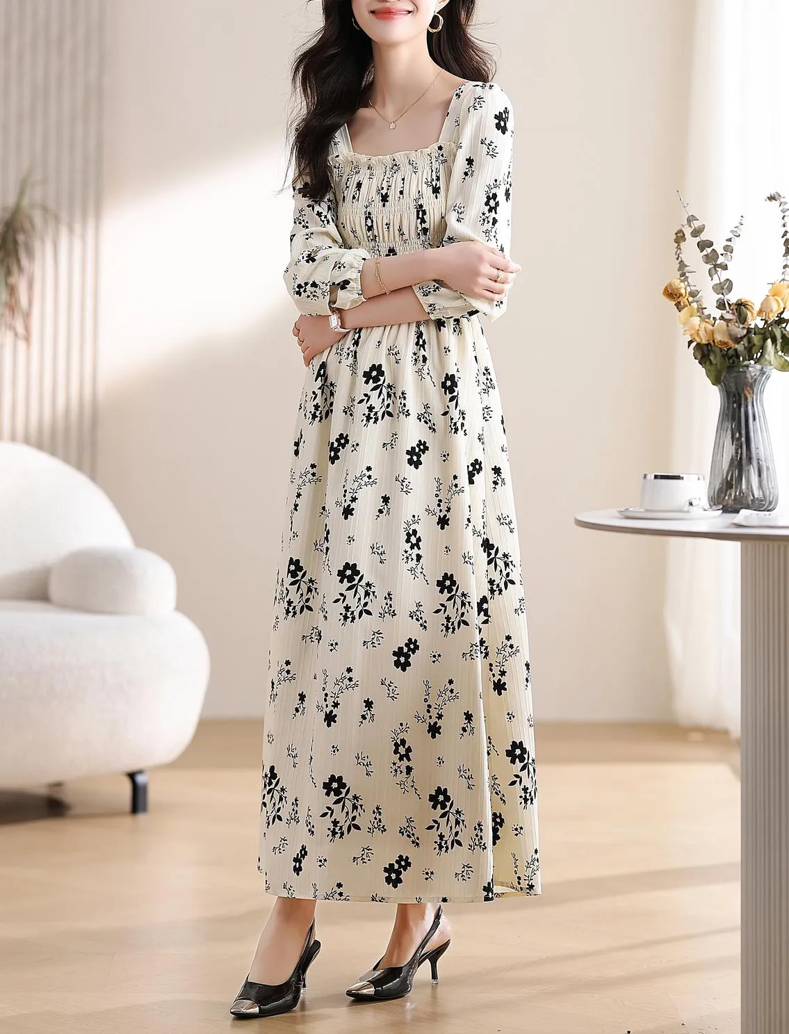 Women's Long Sleeve Maxi Dress with Charming Floral Design