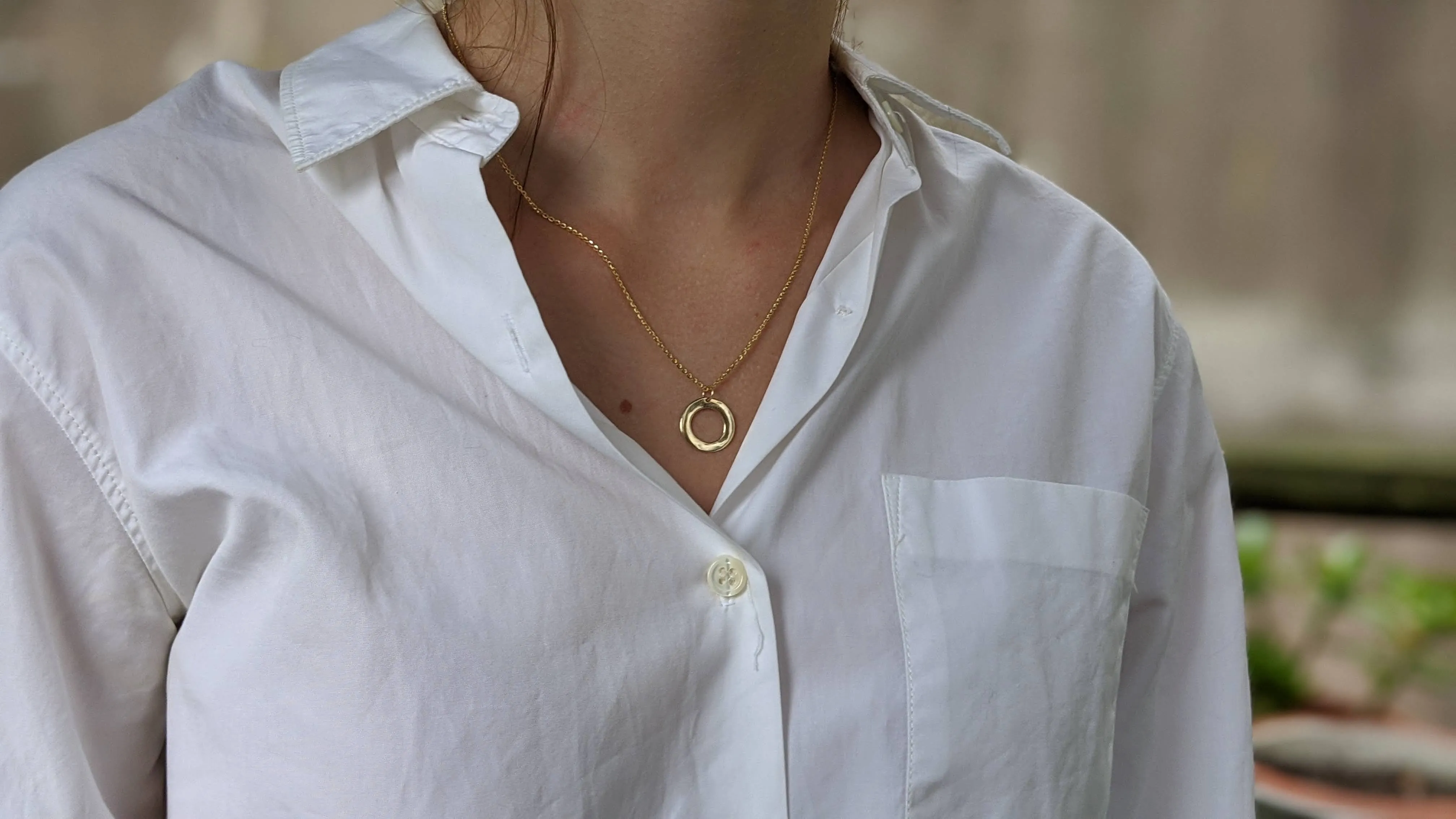 yellow gold small open circle necklace