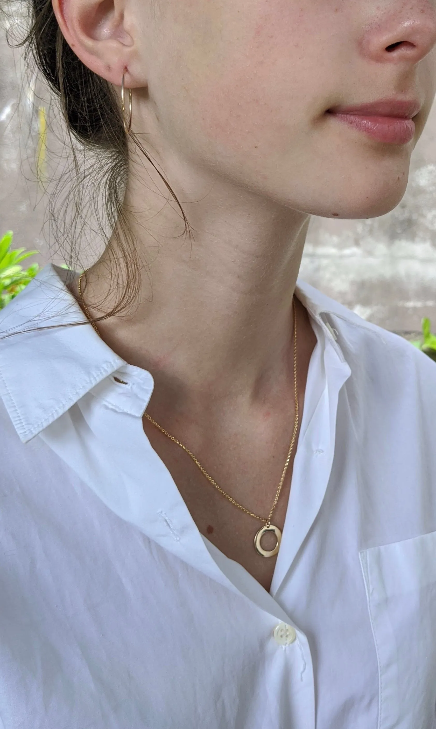 yellow gold small open circle necklace
